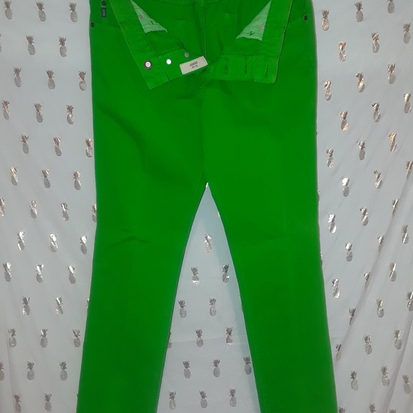 Jeans - Picture 3 of 4